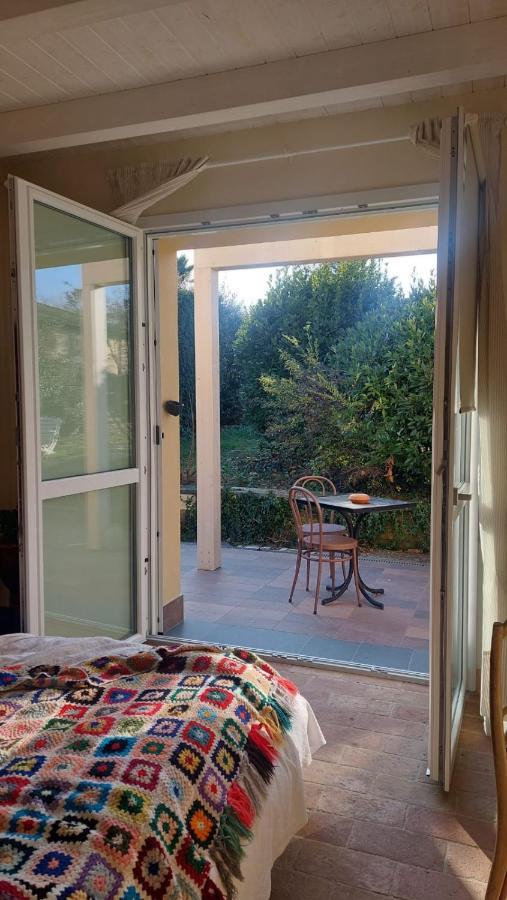 Pioppi Neri R&B Bed and Breakfast Felino Exteriör bild